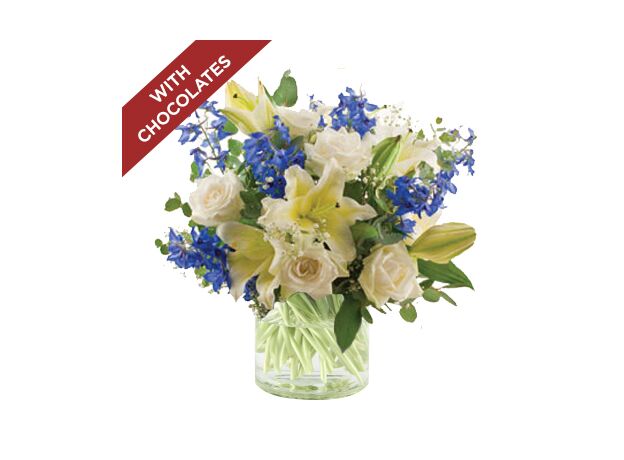 Blue Mist Bunch With Free Chocolates