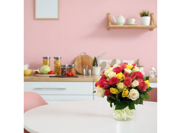 Beautiful Rose Bunch kitchen