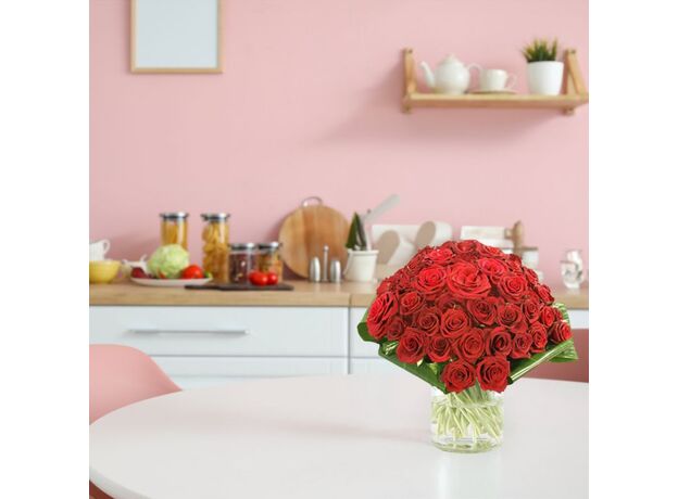 36 Red Roses Bunch kitchen